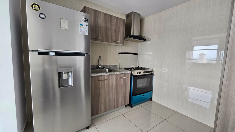 Se Alquila Apartamento Línea Blanca o Amoblado PH Green View 43 Avenida Balboa Panamá - Imagen 8