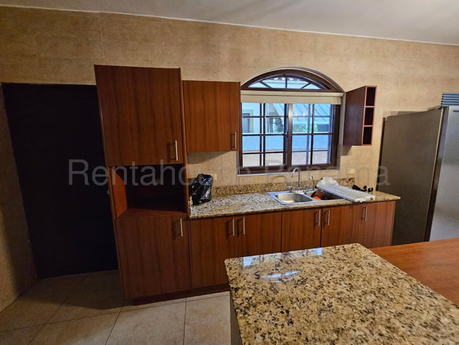 Casa en Venta en Costa Sur 26EPP8675