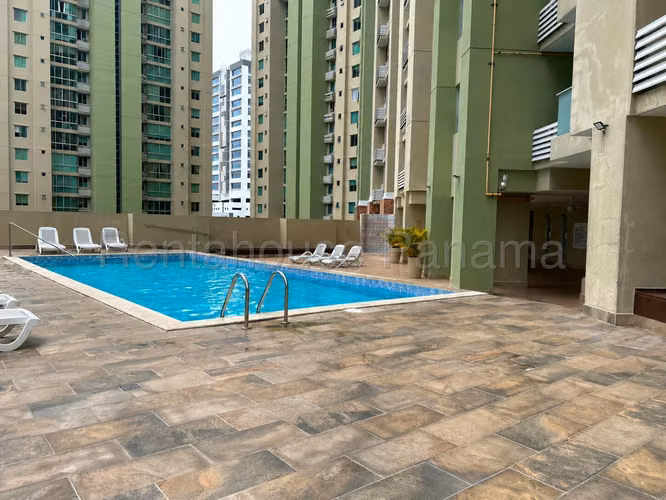 Se Alquila Apartamento en Costa del Este VLU26-8953
