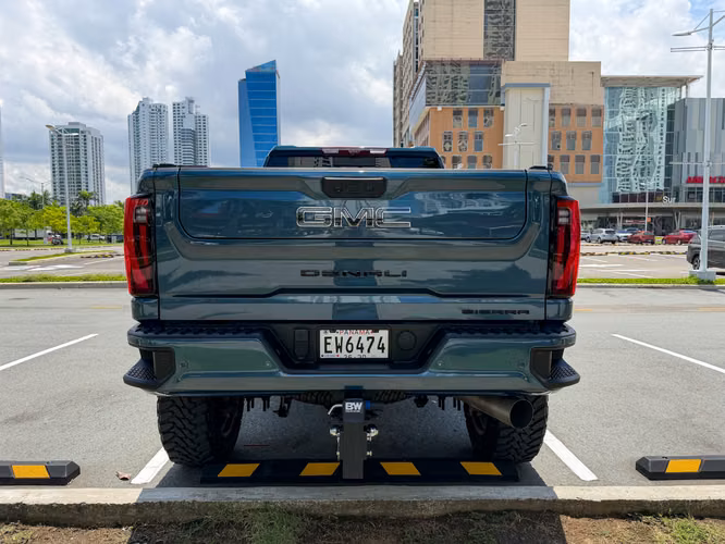 2025 GMC SIERRA 3500HD DENALI ULTIMATE