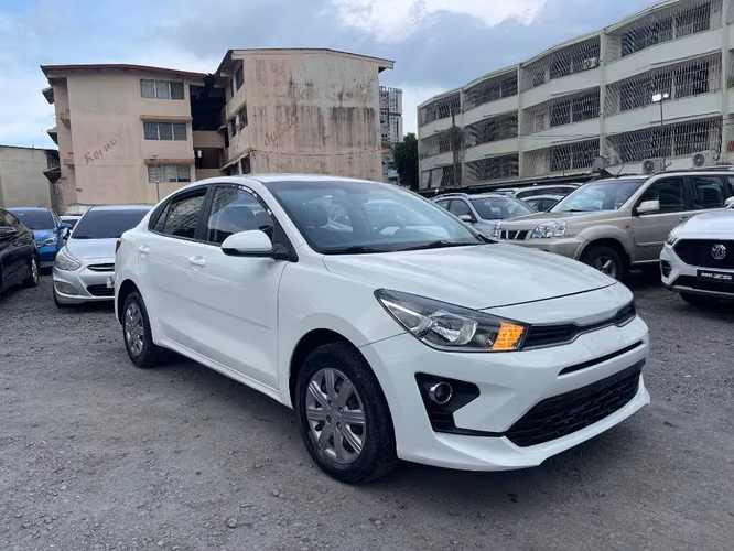 KIA RIO 2018 AUTOMATICO - Imagen 2