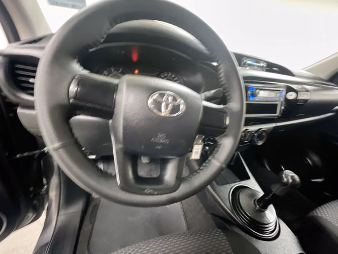 TOYOTA HILUX - 2025 - PPHX - Automarket - Imagen 6