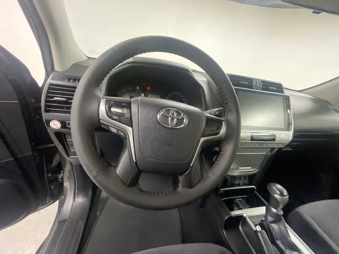 TOYOTA LAND CRUISER PRADO - 2023 - TPX - Automarket - Imagen 6