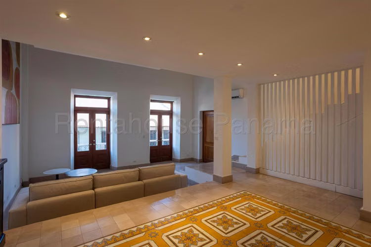 Venta de Apartamento en Casco Antiguo Ph Cuatro Casas NS