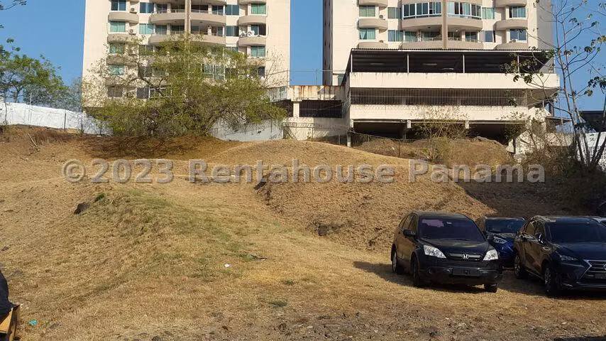 Terreno en Venta en Via Brasil AFC 26-8293