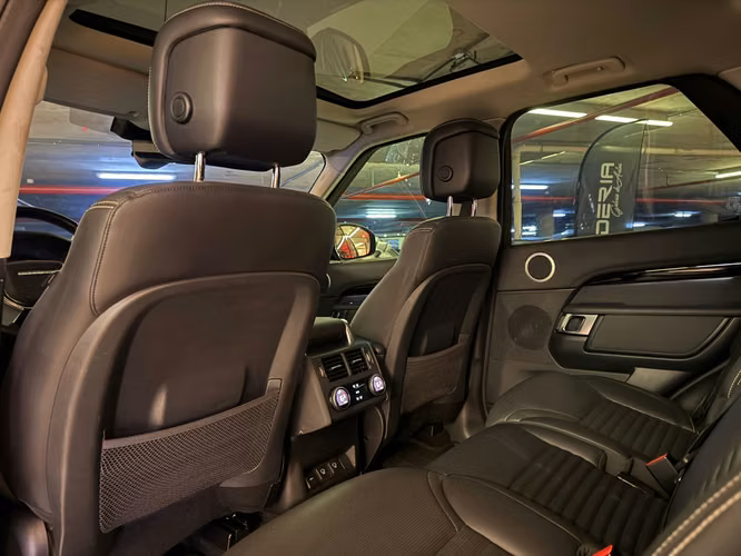 Land Rover Discovery LR5 2023