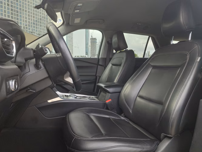 Ford Explorer XLT - Imagen 12