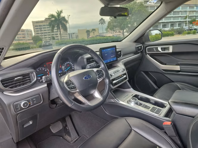 Ford Explorer XLT - Imagen 9