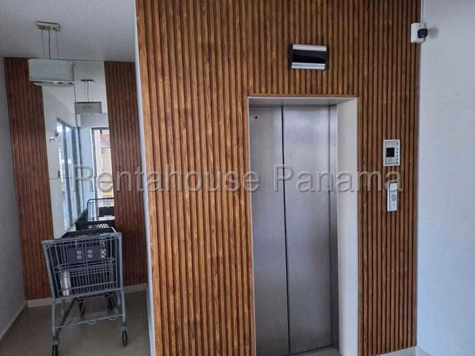 Se Vende Apartamento en San Francisco YDU - Imagen 11