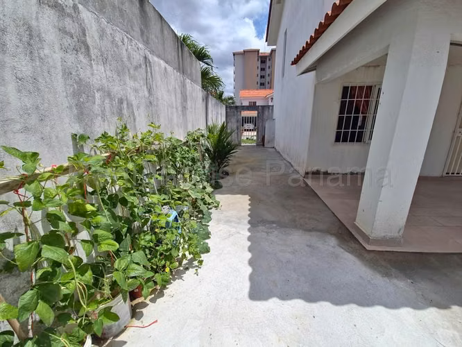 GANGA vendo casa DE ESQUINA en QUINTAS DE VERSALLES OF 26-9022 - Imagen 12
