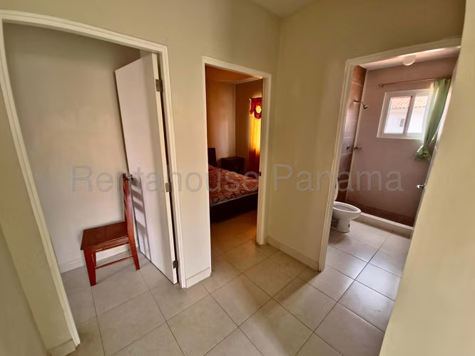 Se Vende Casa en Versalles YDU - Imagen 12