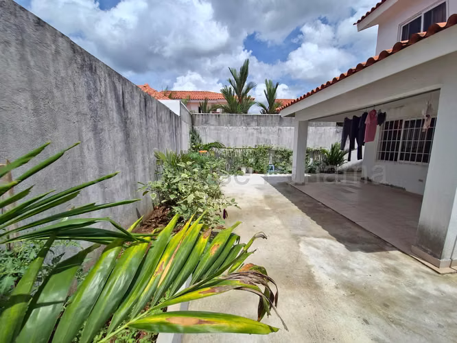 Se Vende Casa en Versalles YDU - Imagen 11