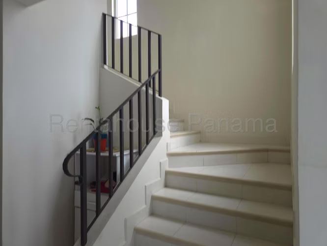 Se Vende Casa en Versalles MDV26-9022 - Imagen 2