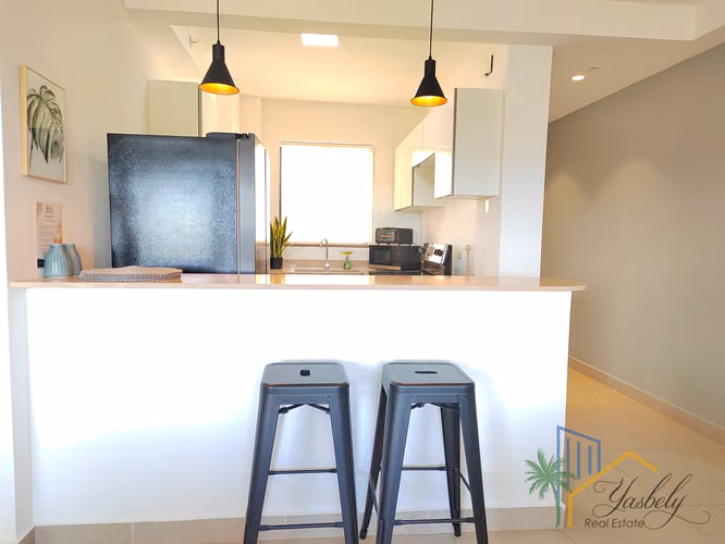  ¡Vista al Mar y Full Amoblado! Apto de 3 Rec + Club de Playa en San Carlos  - Imagen 5