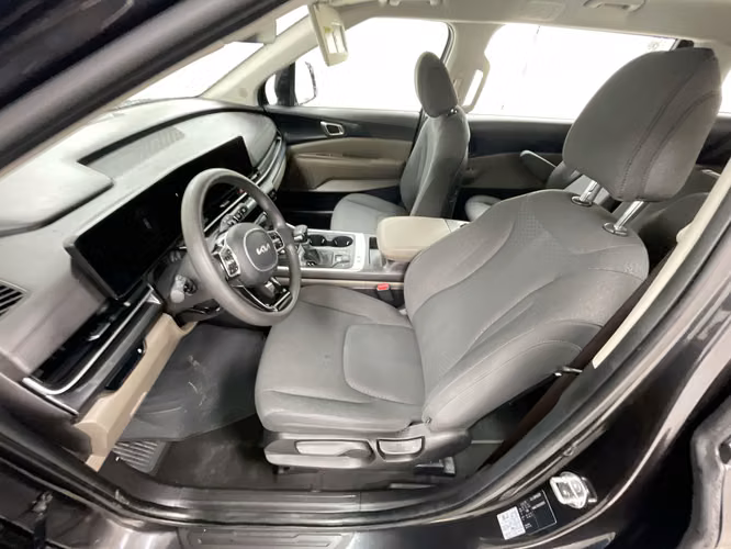 KIA CARNIVAL - 2025 - MVKZ - Automarket - Imagen 5