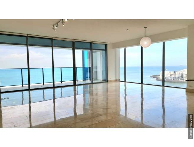 Grand Tower Modelo A - Punta Pacifica — Apartamento en Venta - Imagen 2