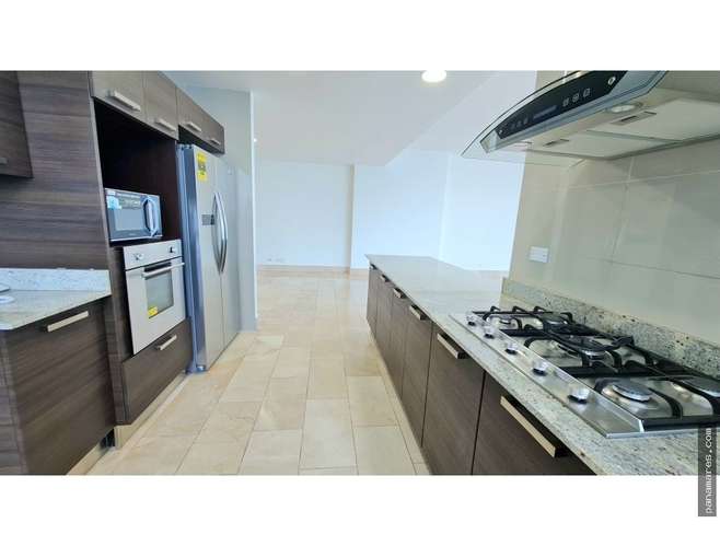Grand Tower Modelo A - Punta Pacifica — Apartamento en Venta - Imagen 5