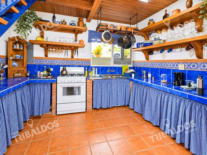 VENTA DE CASA EN CERRO AZUL, RESIDENCIAL ALTOS DE CERRO AZUL