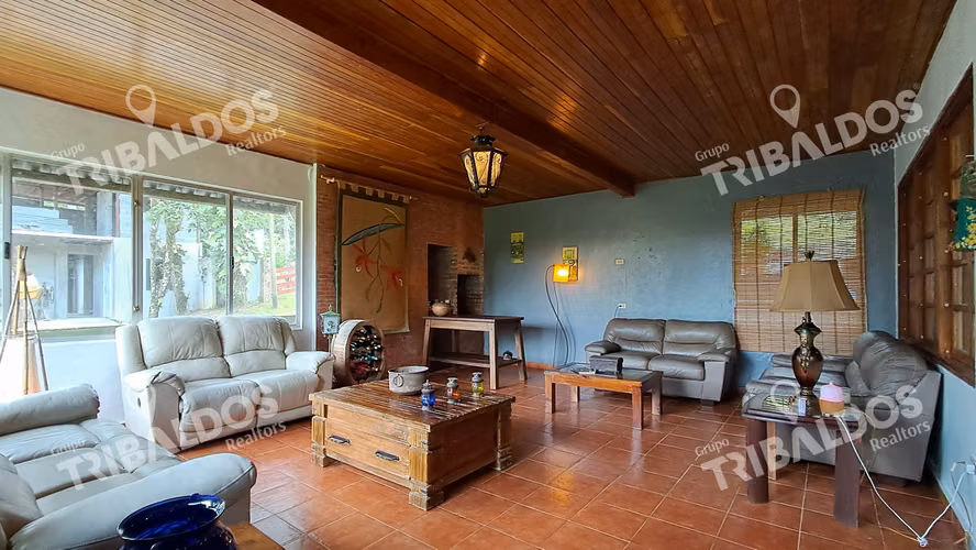 VENTA DE CASA EN CERRO AZUL, RESIDENCIAL ALTOS DE CERRO AZUL