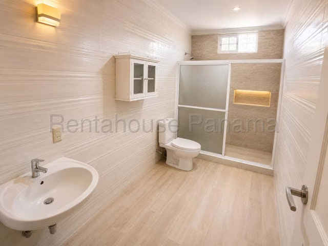Vendo casa en Altos de Panamá LF26-8982 Solo Cliente Directo - Imagen 8