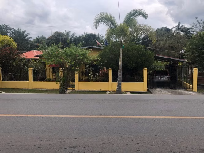 Casa en venta-Puerto Armuelles - Imagen 4