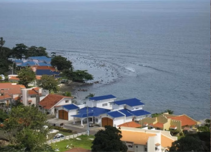 VILLA CERCA DE LA PLAYA