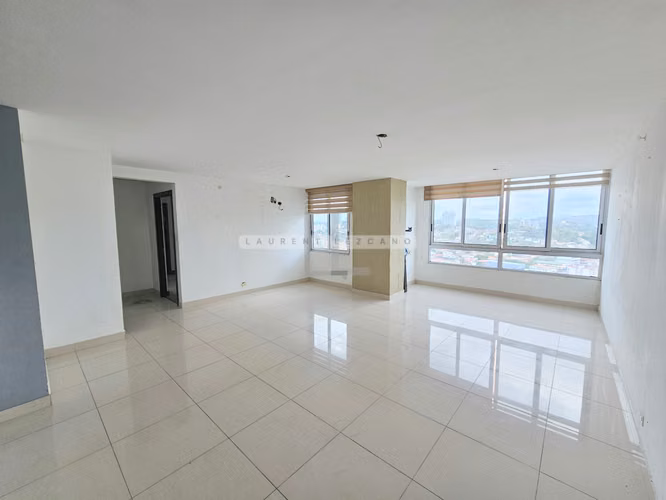 Vendo Apartamento en Macedonia Tower - El Ingenio. Haga una oferta