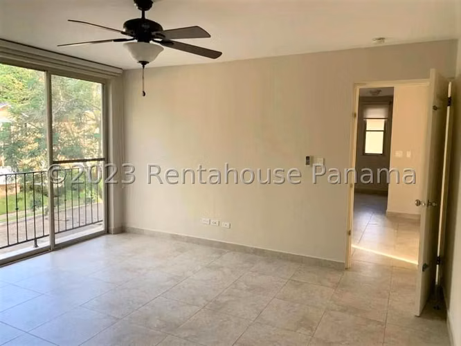 Alquiler de casa en Embassy Gardens 26MVCH8103 - Imagen 8