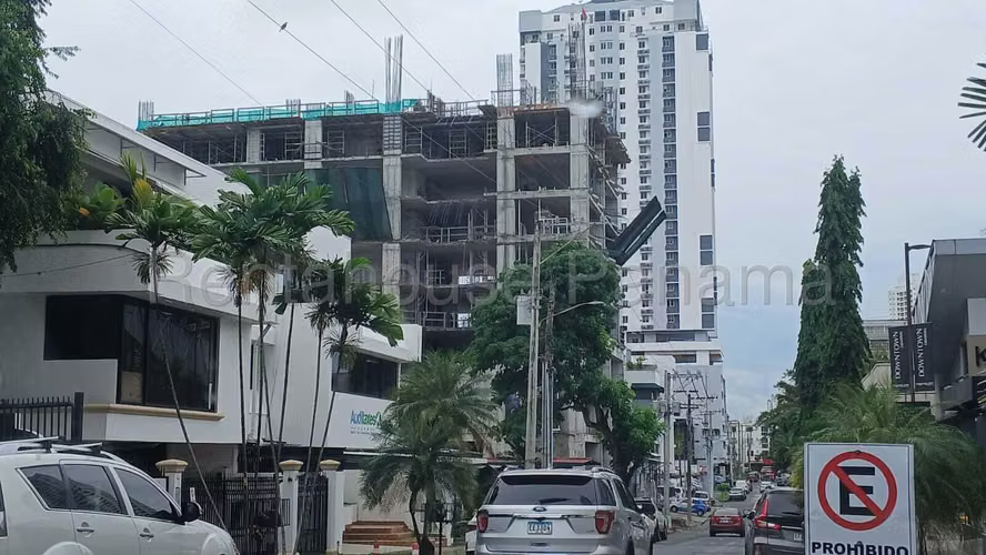 Venta de Apartamento en Obarrio Ph AURA CCO