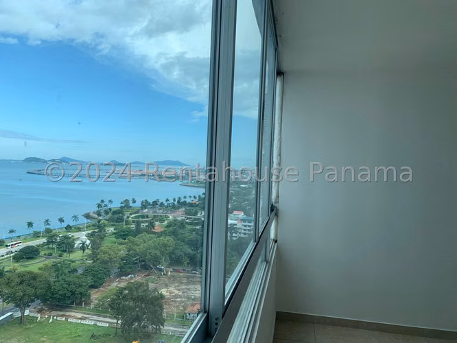 Venta de Apartamento en Bellavista Ph South Beach Solo Cliente Directo MC