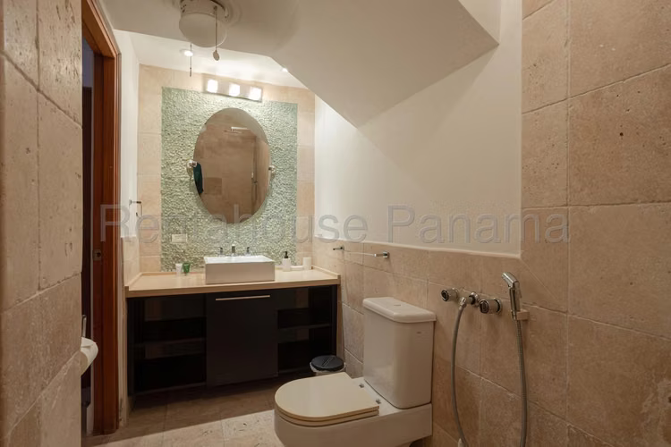 Venta de Apartamento en Casco Antiguo Ph Cuatro Casas Solo Cliente Directo MC