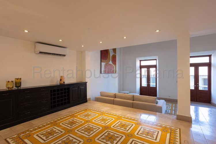 Venta de Apartamento en Casco Antiguo Ph Cuatro Casas Solo Cliente Directo MC