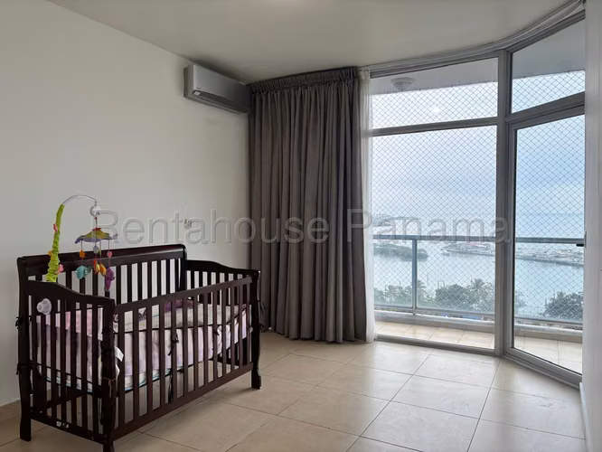 MB26-5637 Venta de Apartamento en Avenida Balboa Ph Sky Residences Solo Cliente Directo