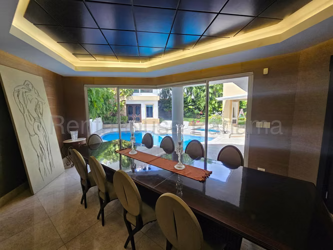 Venta de Casa en Altos del Golf Casa Unifamiliar Solo Cliente Directo LFC