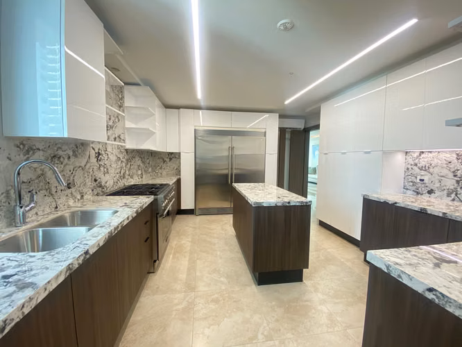 Venta de Apartamento Nuevo en PH The Colonial Santa María - LH