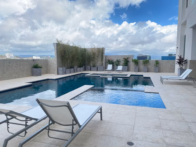 Venta de Apartamento Nuevo en PH The Colonial Santa María - LH