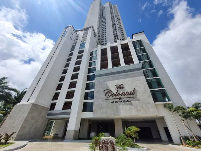 Venta de Apartamento Nuevo en PH The Colonial Santa María - LH