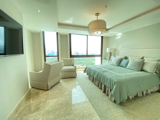 Venta de Apartamento Nuevo en PH The Colonial Santa María - LH