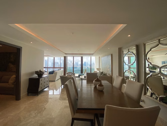 Venta de Apartamento Nuevo en PH The Colonial Santa María - LH