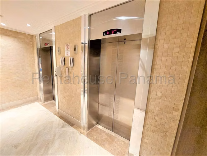 Alquiler de Apartamento San Fracisco piso alto - Imagen 16