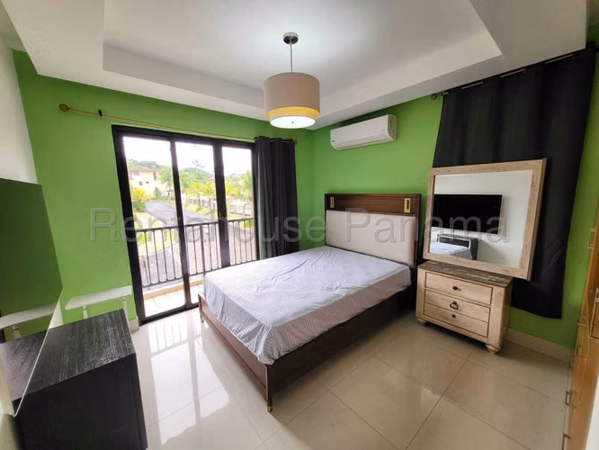 Venta de Casa en Clayton Embassy Club NS - Imagen 19