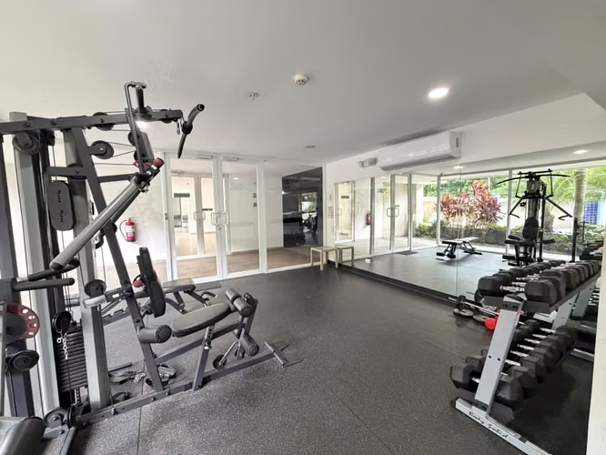 alquilo apartamento amoblado en ph hacienda del golf k.t - Imagen 15