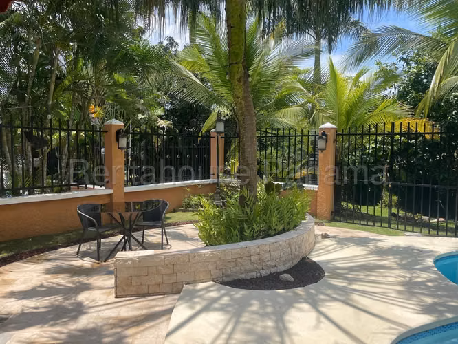 Alquiler de Casa en Clayton Clayton Village 350 Mts PD