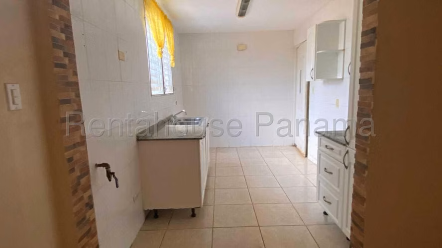 LGU-Venta de casa en Brisas del Golf. - Imagen 6