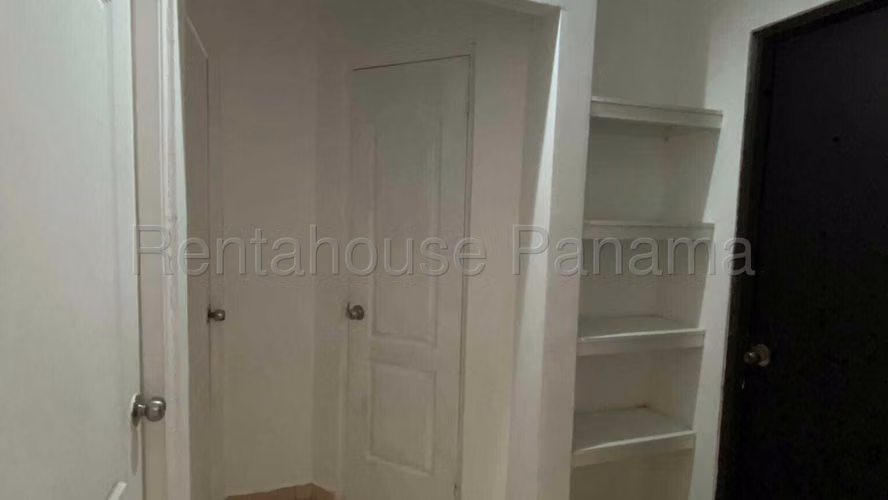 LGU-Venta de casa en Brisas del Golf. - Imagen 9