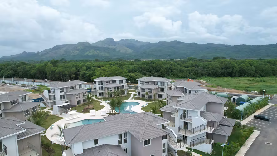 DISCOVER YOUR NEW DREAM HOME AT PLAYA CARACOL - Imagen 18