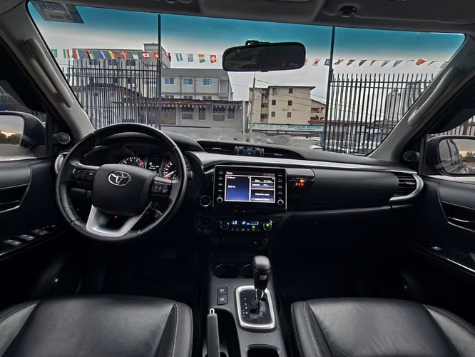Toyota Hilux 2021