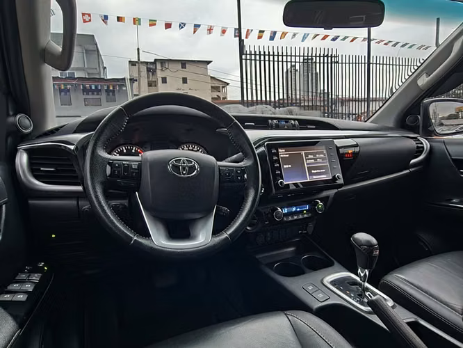 Toyota Hilux 2021