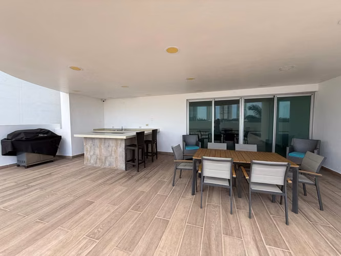 Venta de apartamento en Costa del Este - PH Soho LH