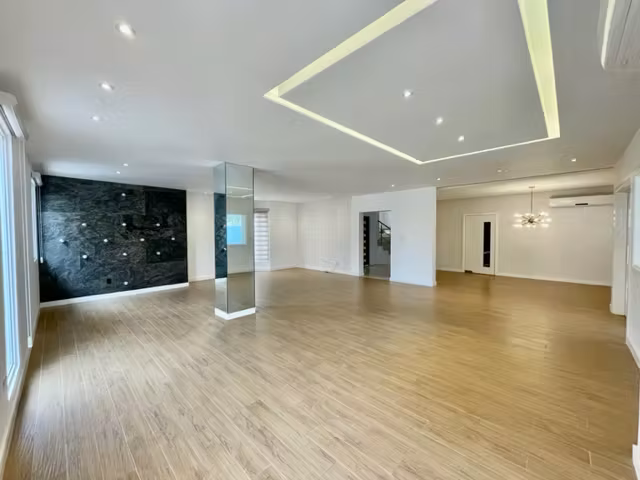 Casa en Palmeras de Costa del Este en Venta Piscina privada LH